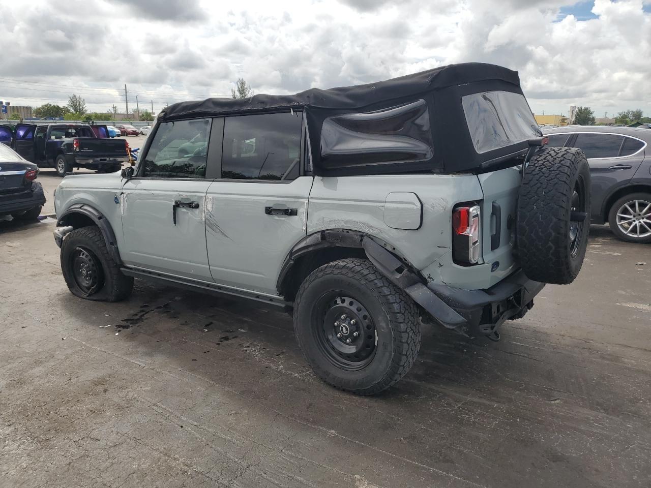 2022 FORD Bronco