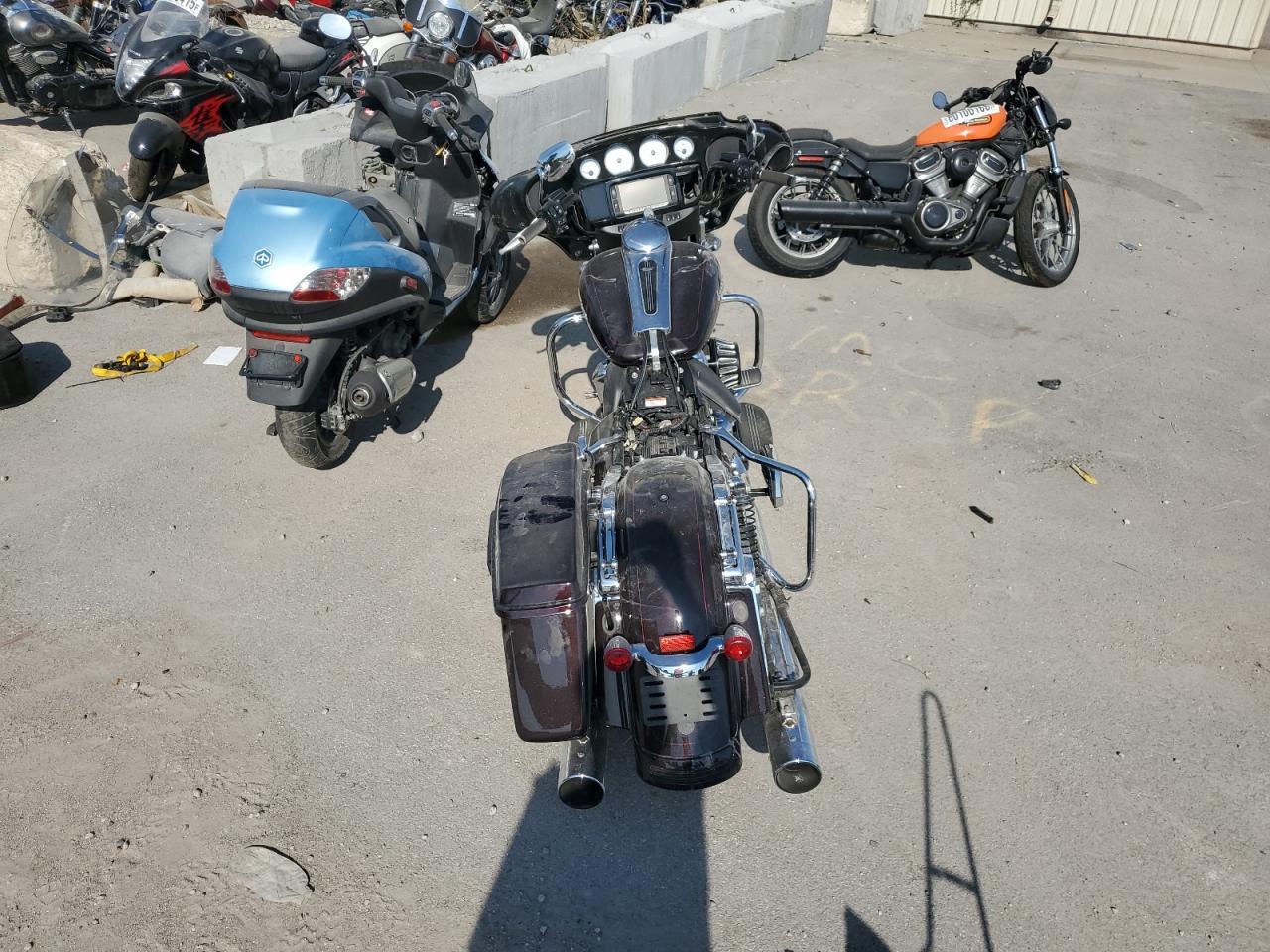 2018 HARLEY-DAVIDSON FLHX