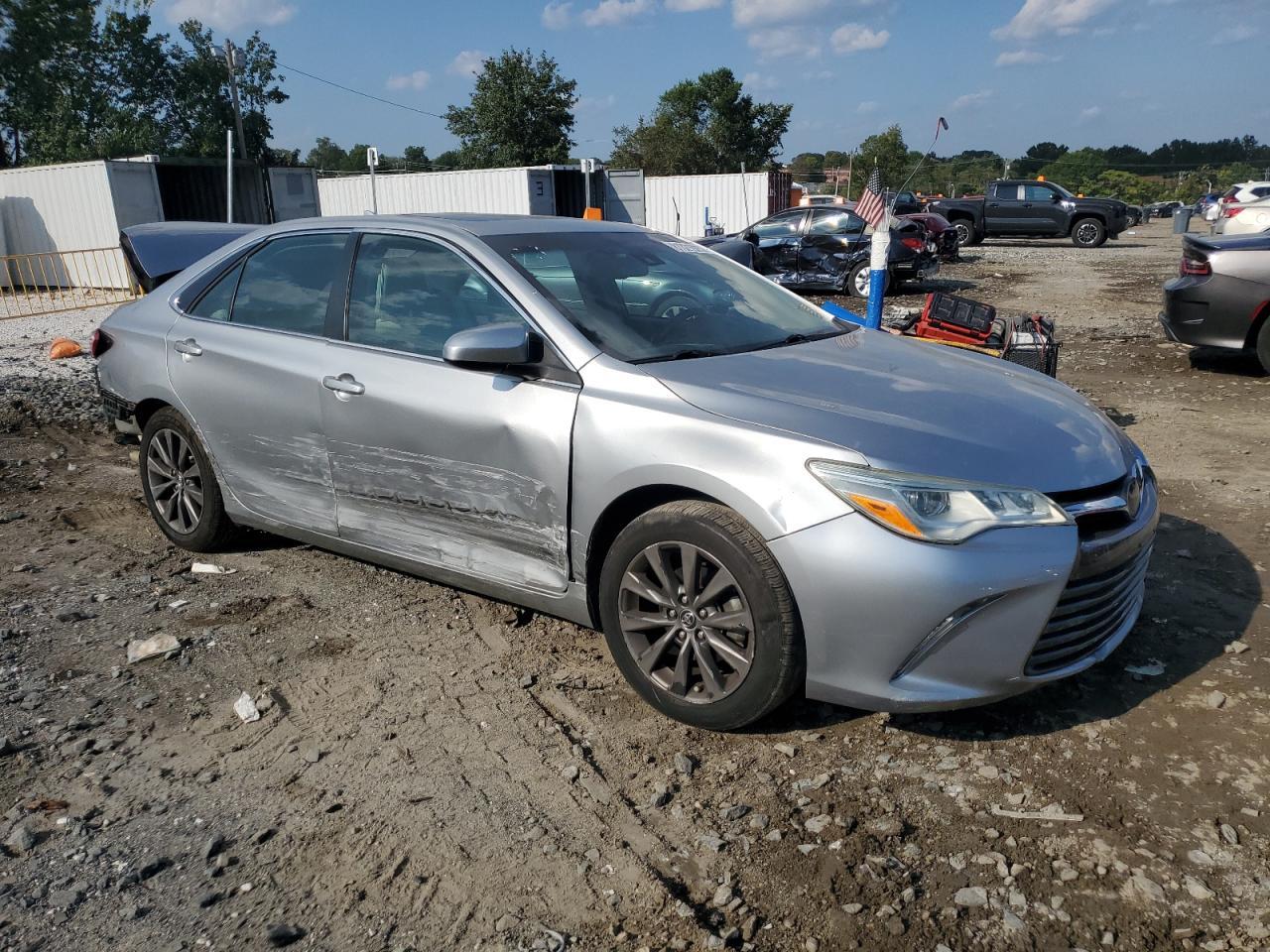 2015 TOYOTA CAMRY