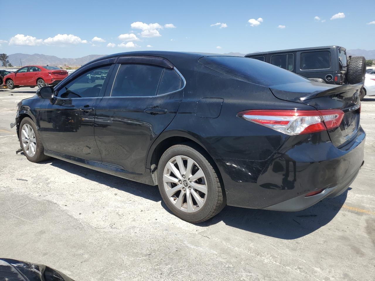 2018 TOYOTA CAMRY
