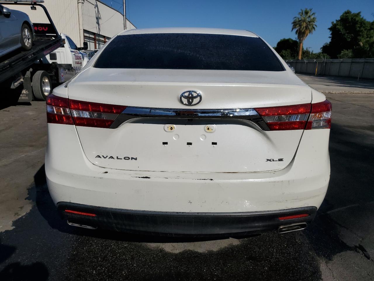 2014 TOYOTA Avalon