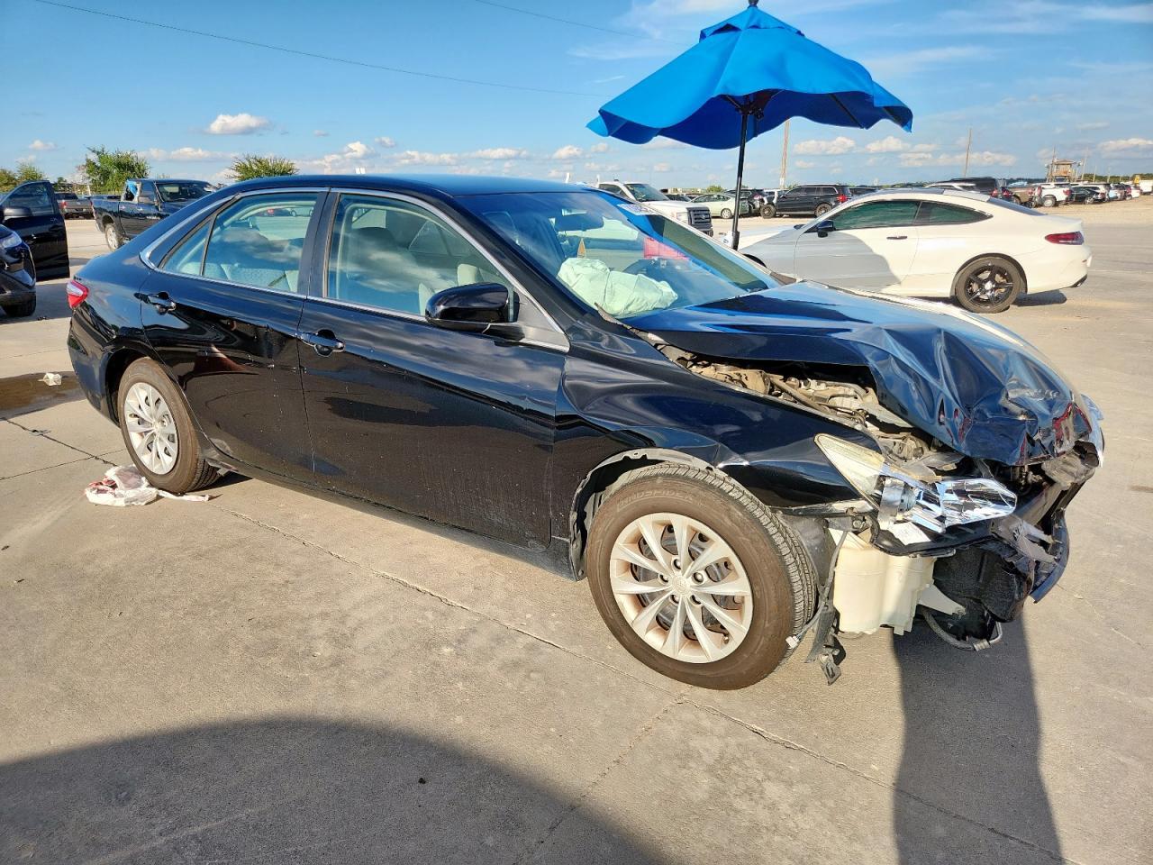 2015 TOYOTA CAMRY