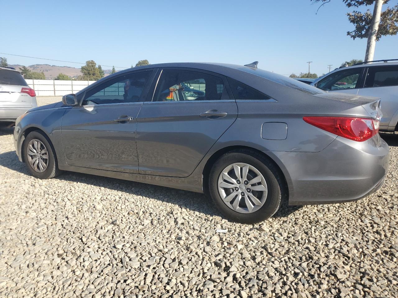 2011 HYUNDAI SONATA