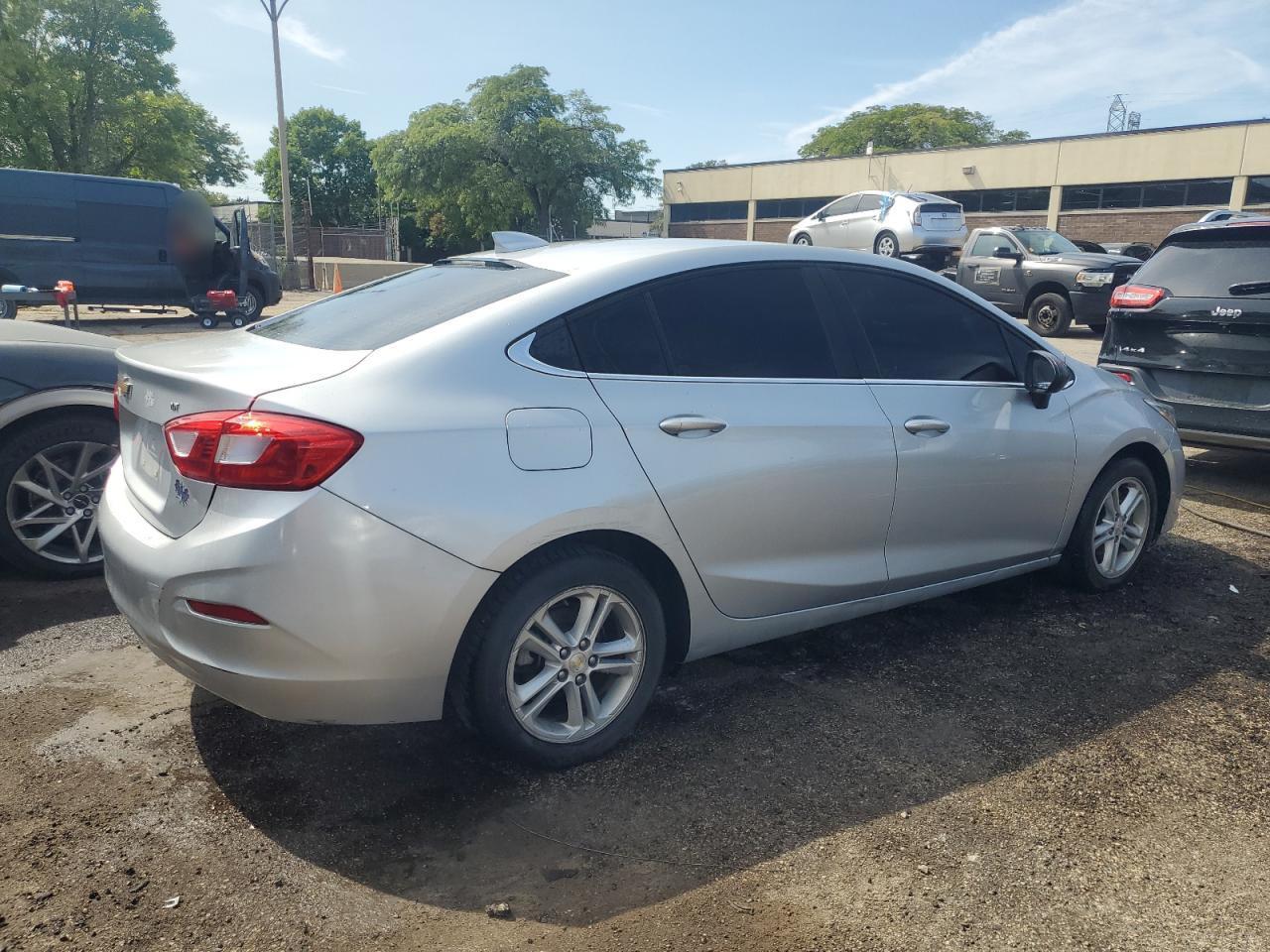 2017 CHEVROLET CRUZE