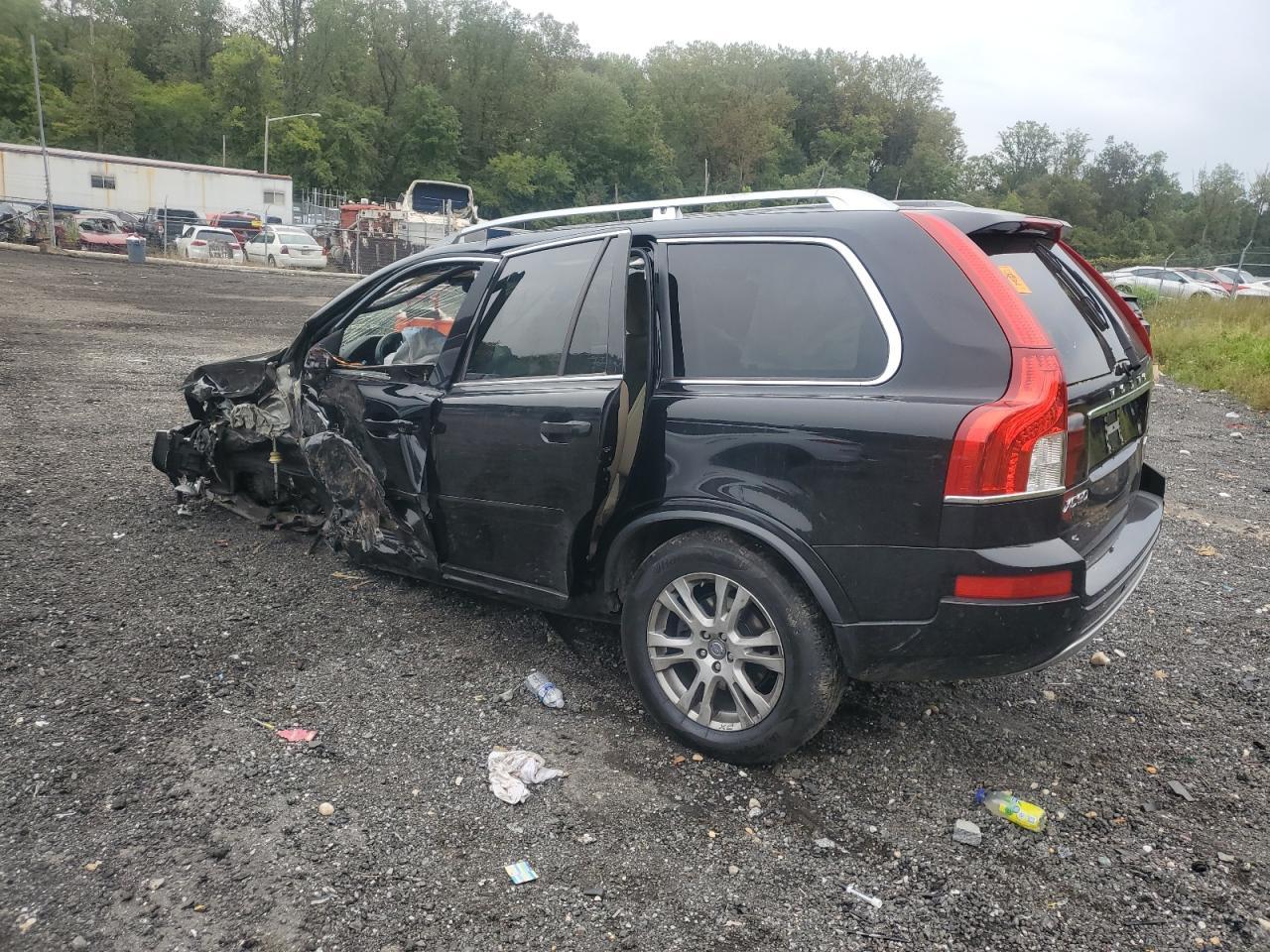 2013 VOLVO XC90