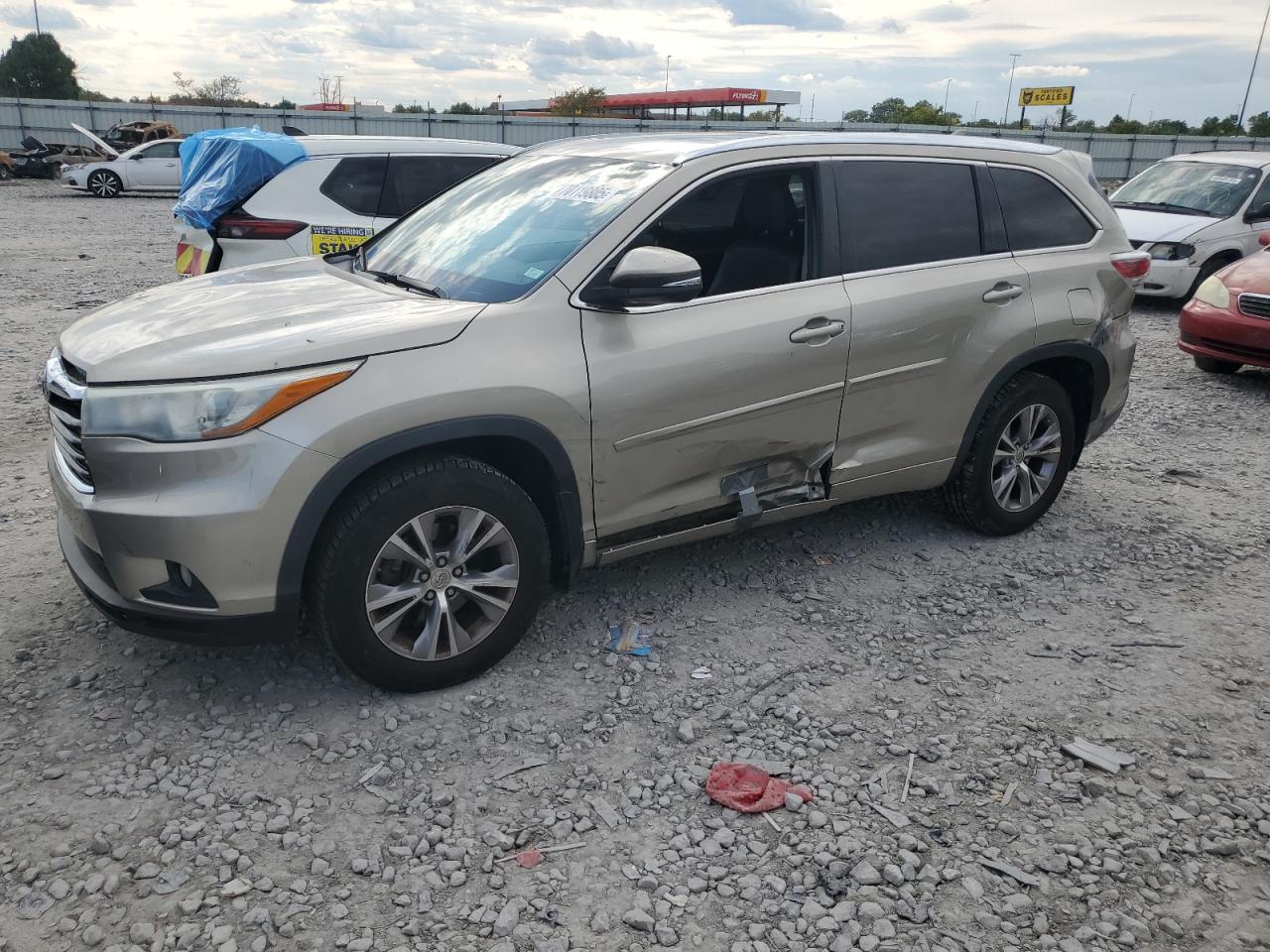 2015 TOYOTA HIGHLANDER