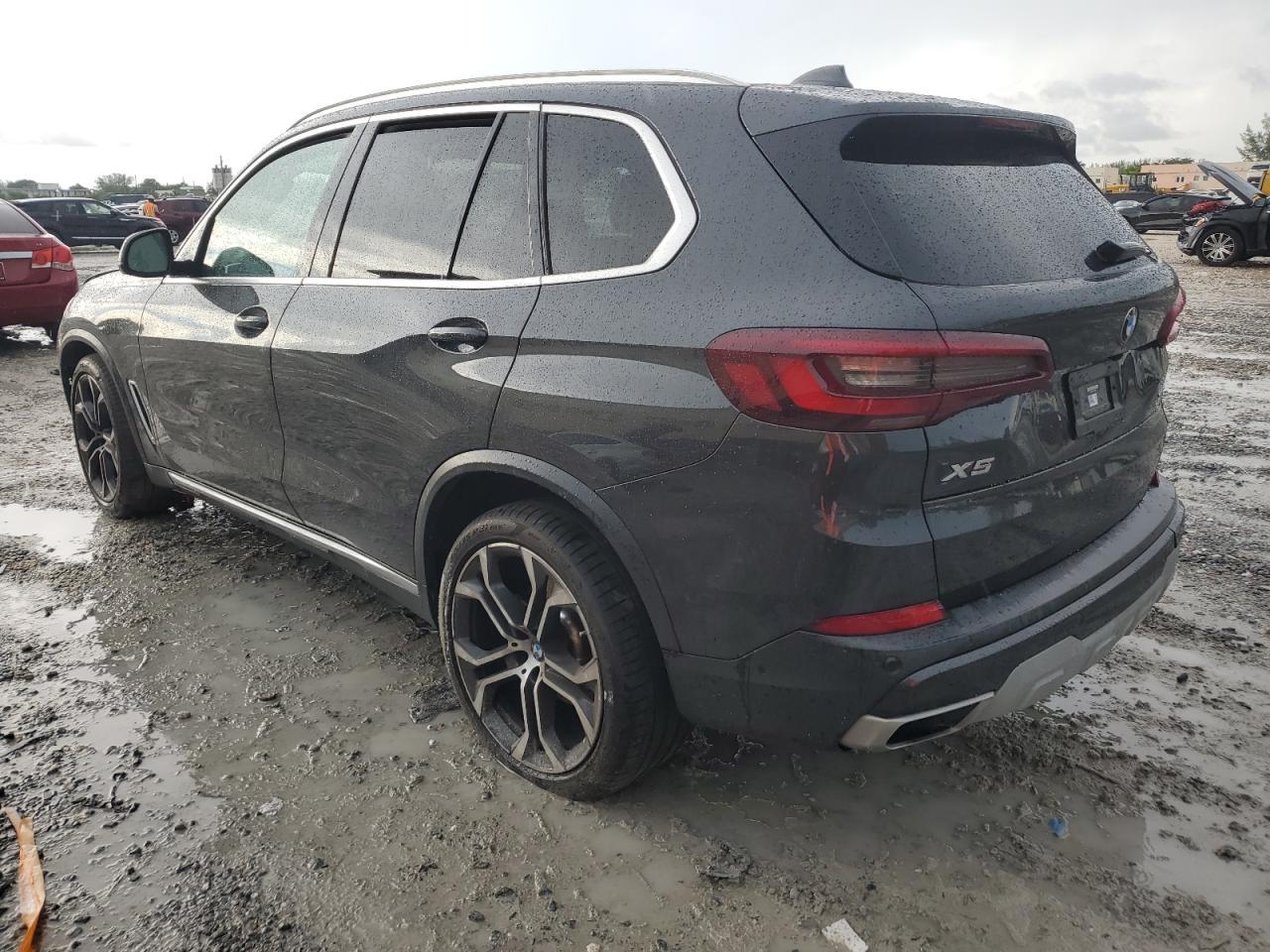 2022 BMW X5