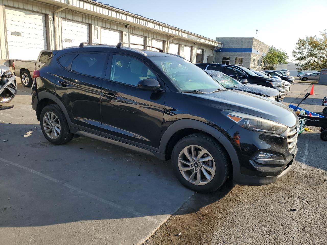 2016 HYUNDAI TUCSON
