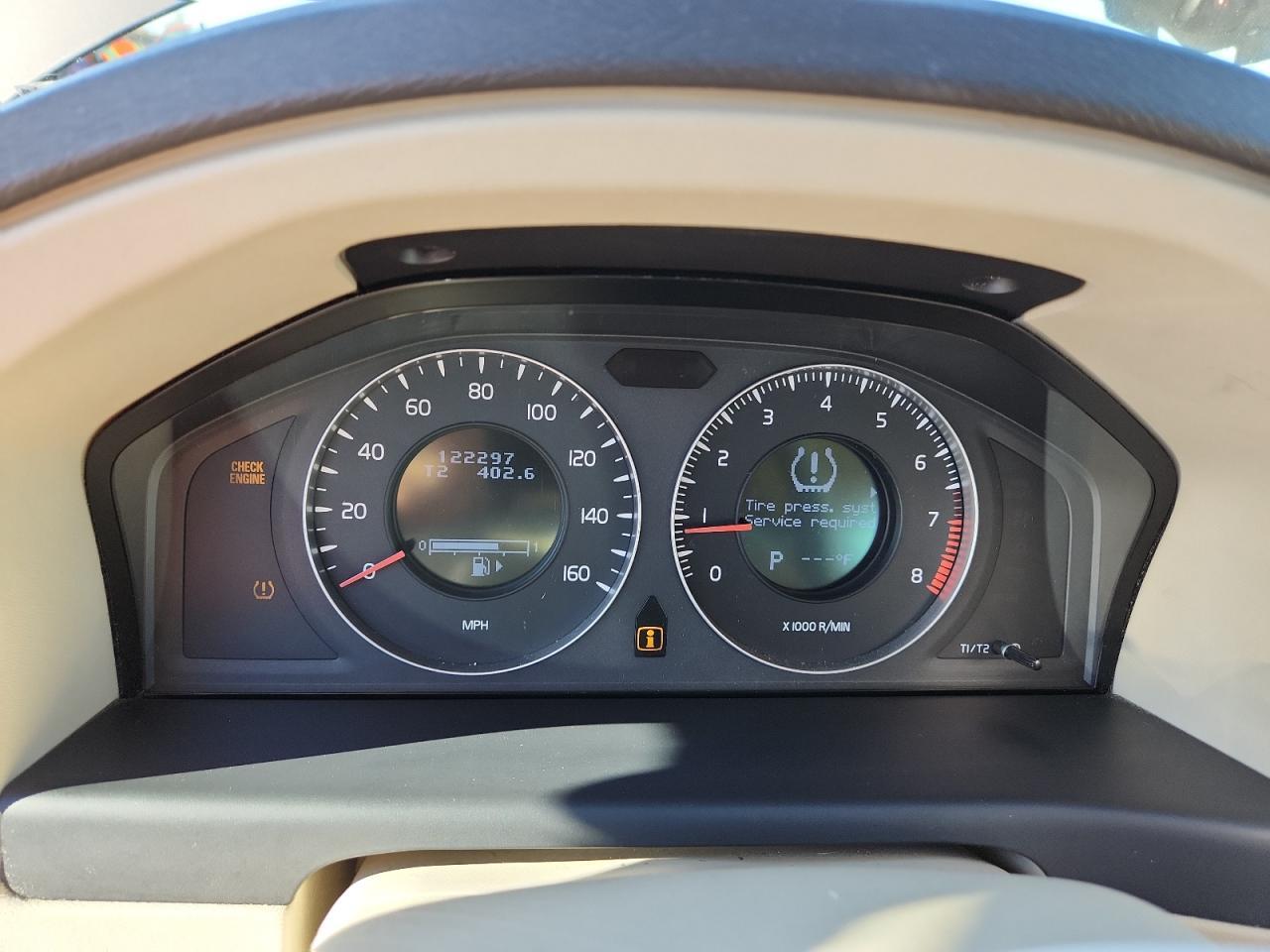 2008 VOLVO XC70