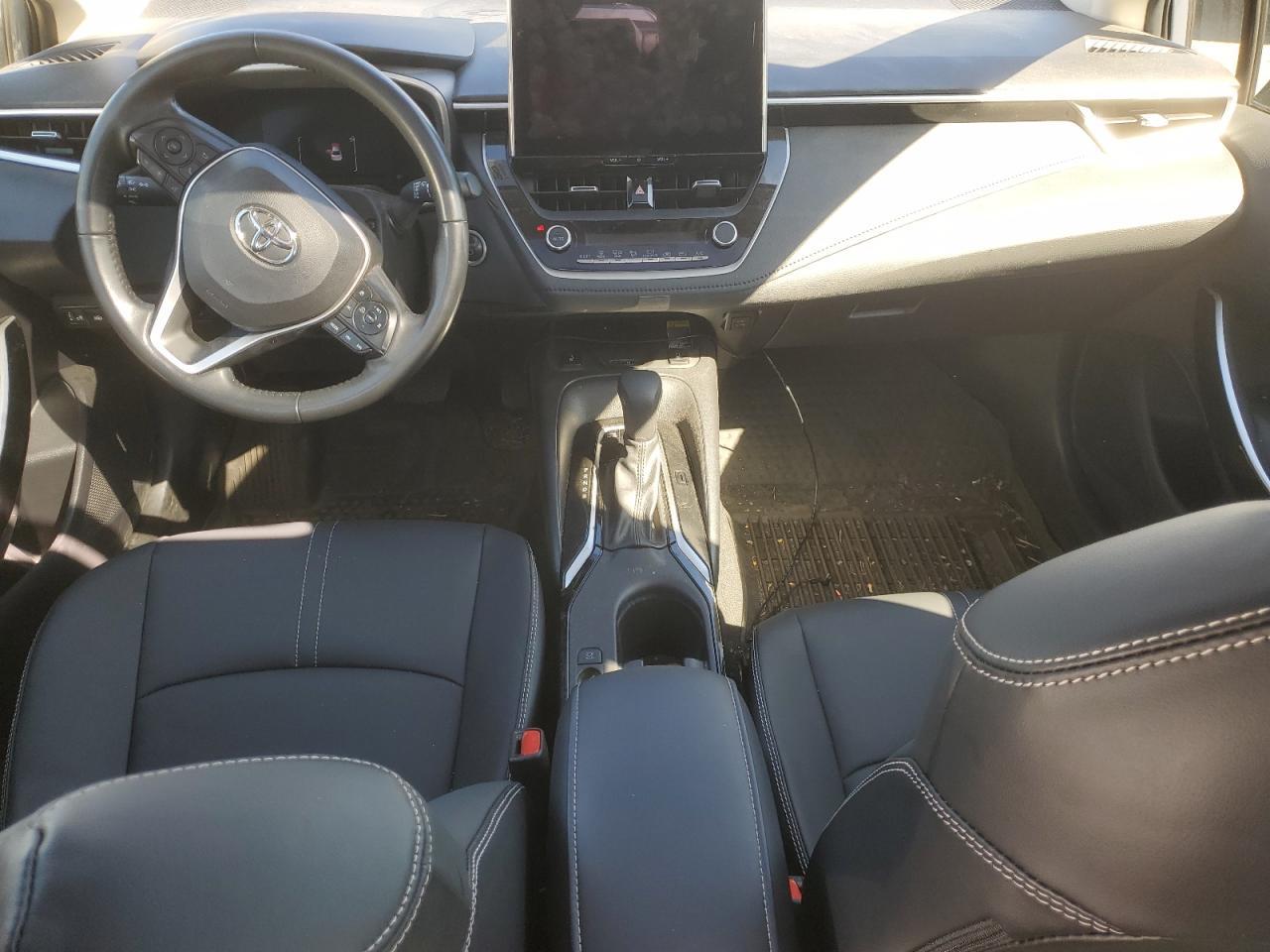 2025 TOYOTA COROLLA