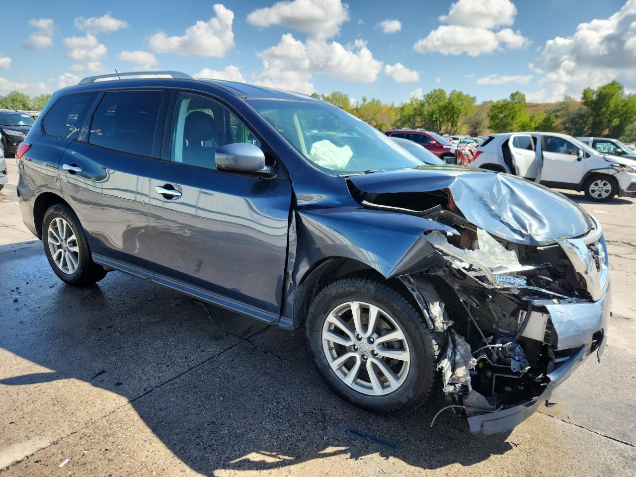2016 NISSAN PATHFINDER