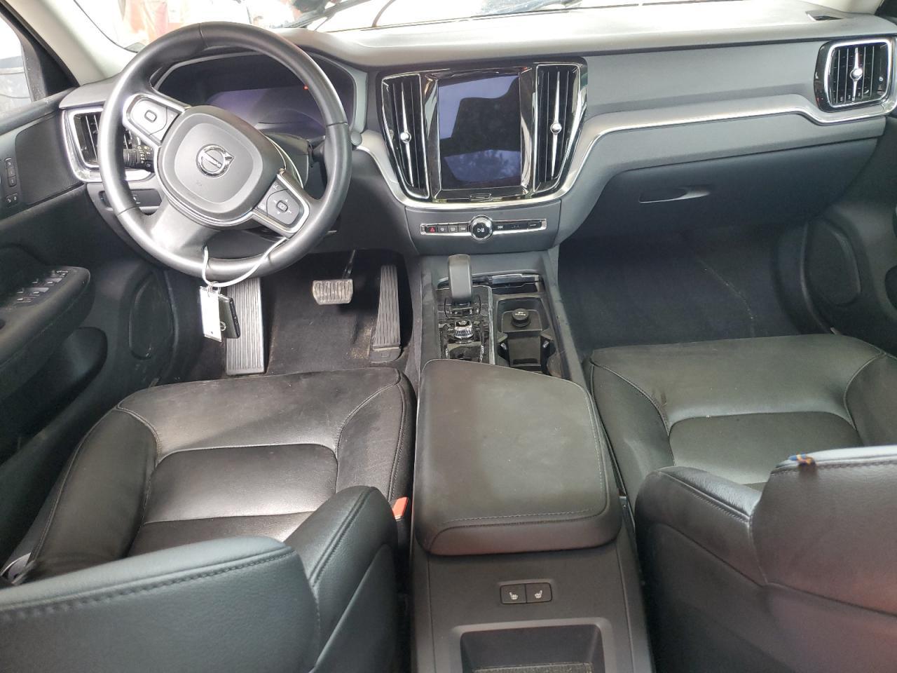 2024 VOLVO S60