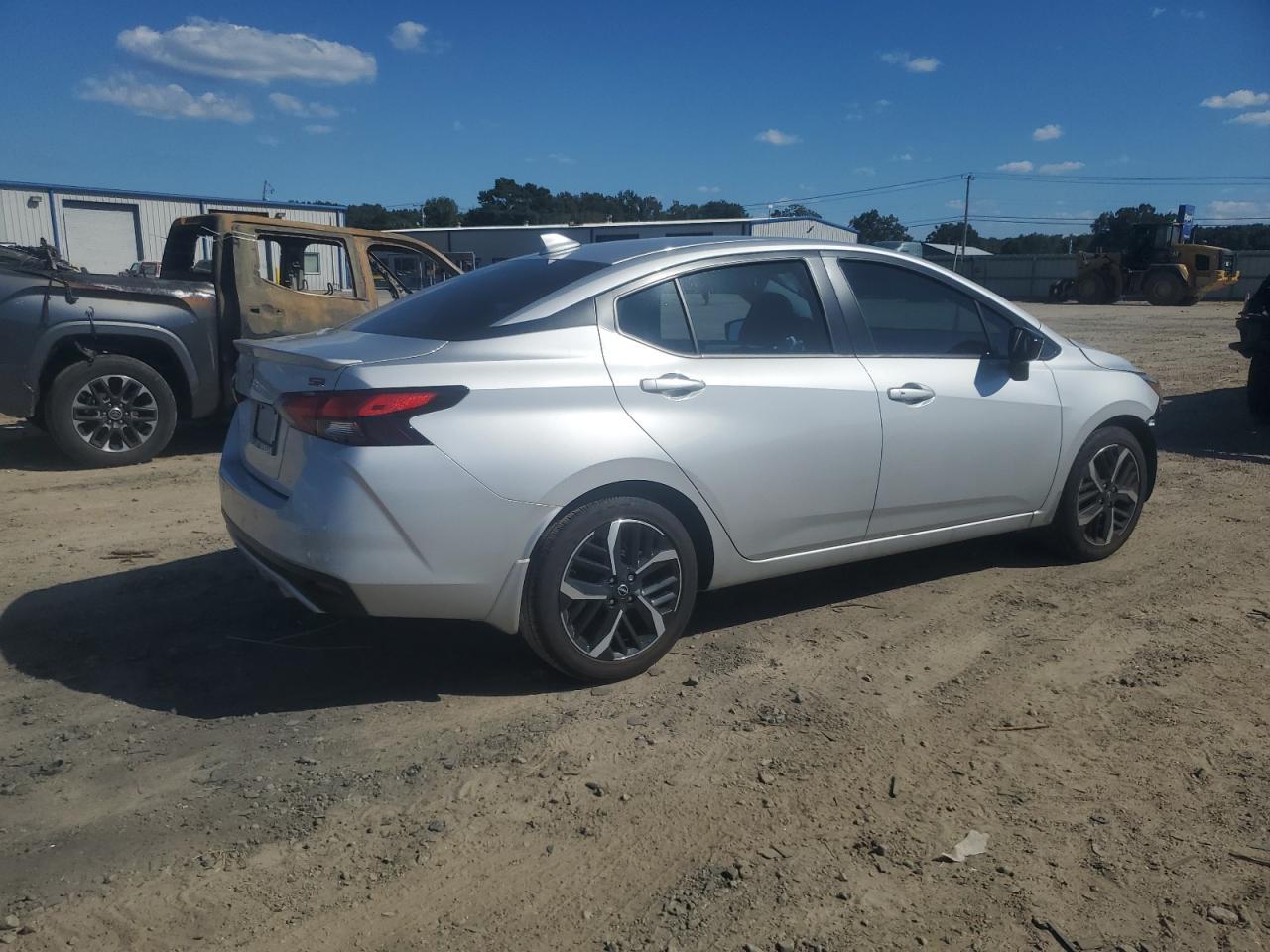 2025 NISSAN VERSA