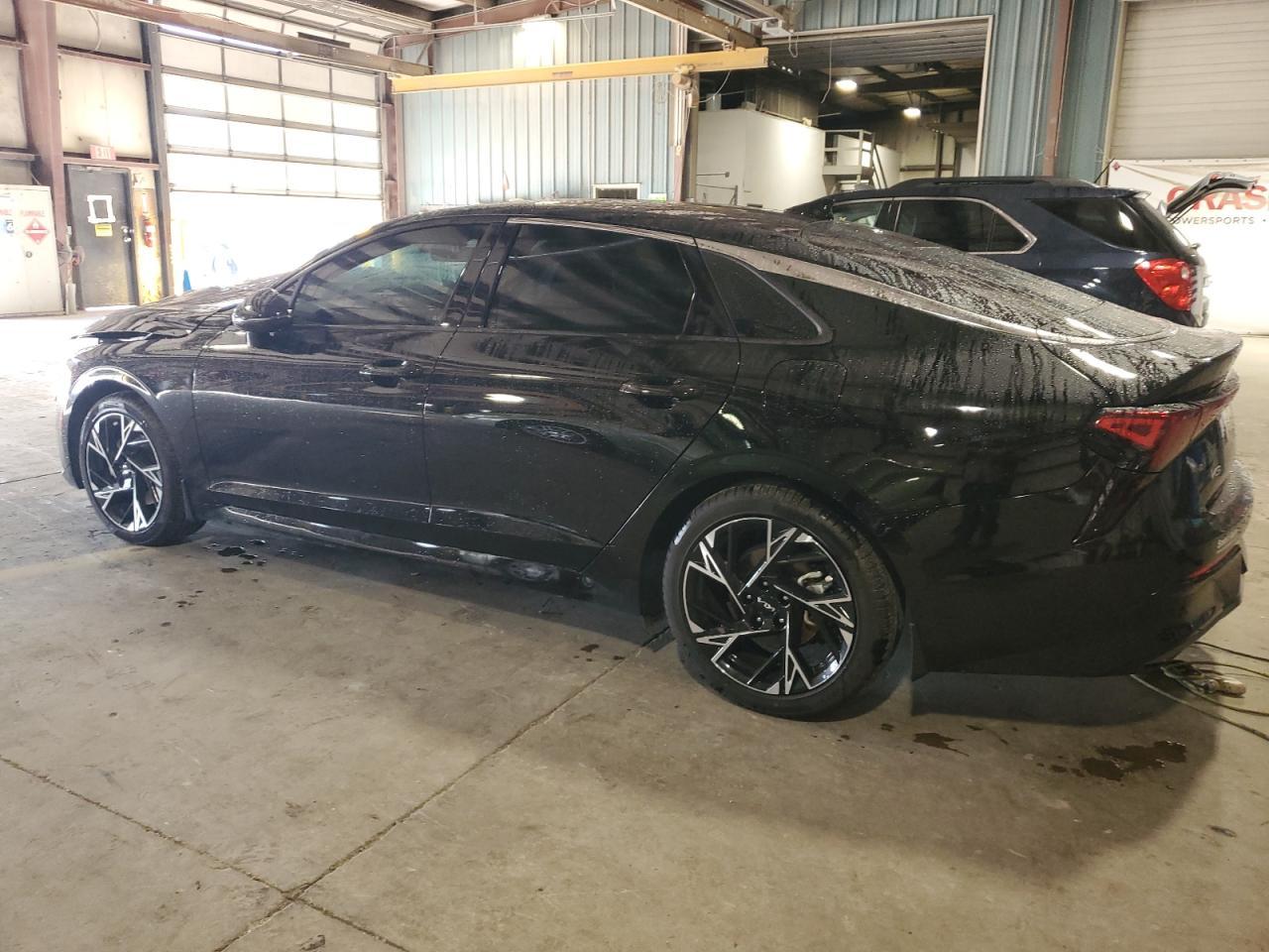2025 KIA K5