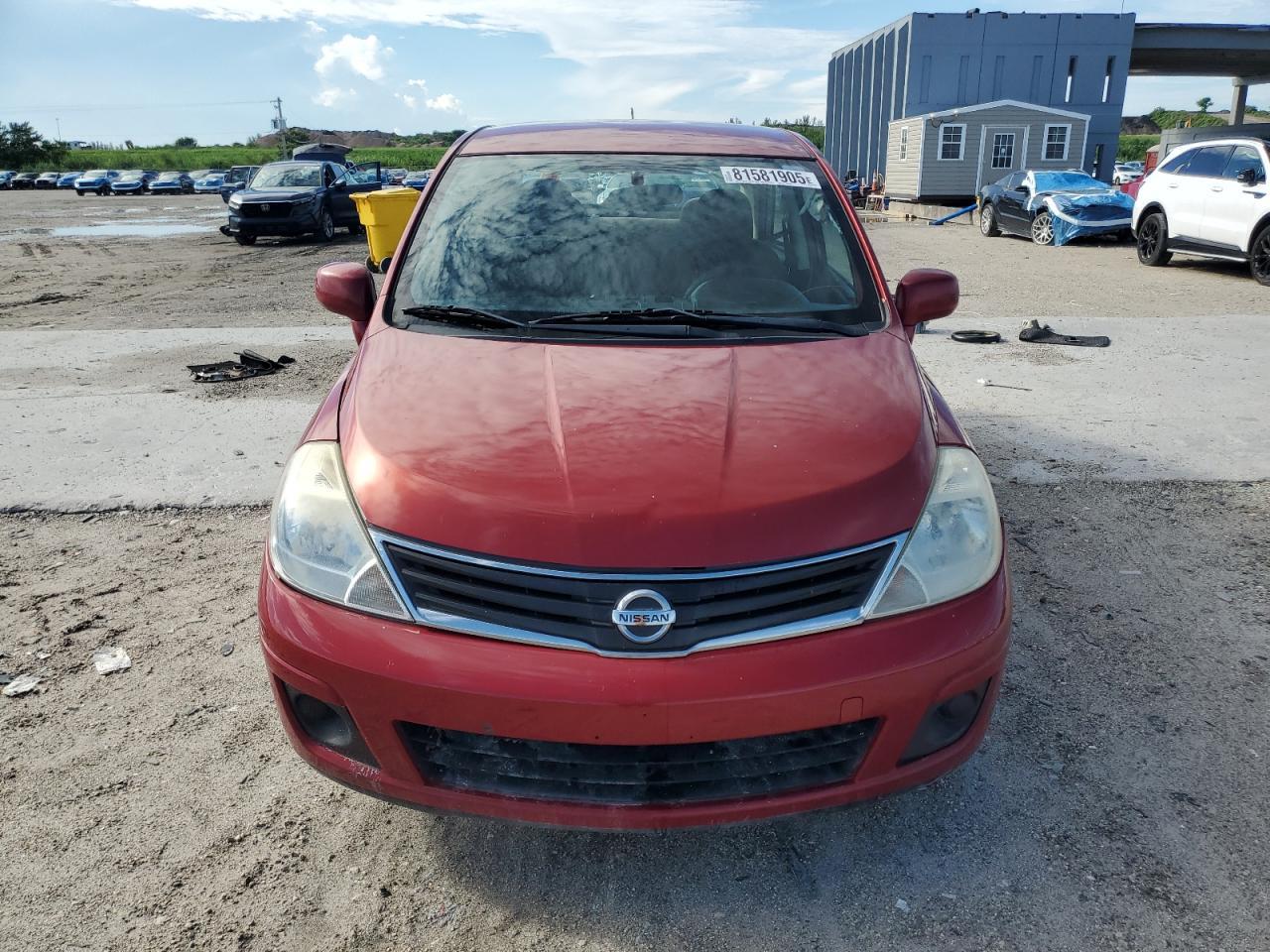 2011 NISSAN VERSA