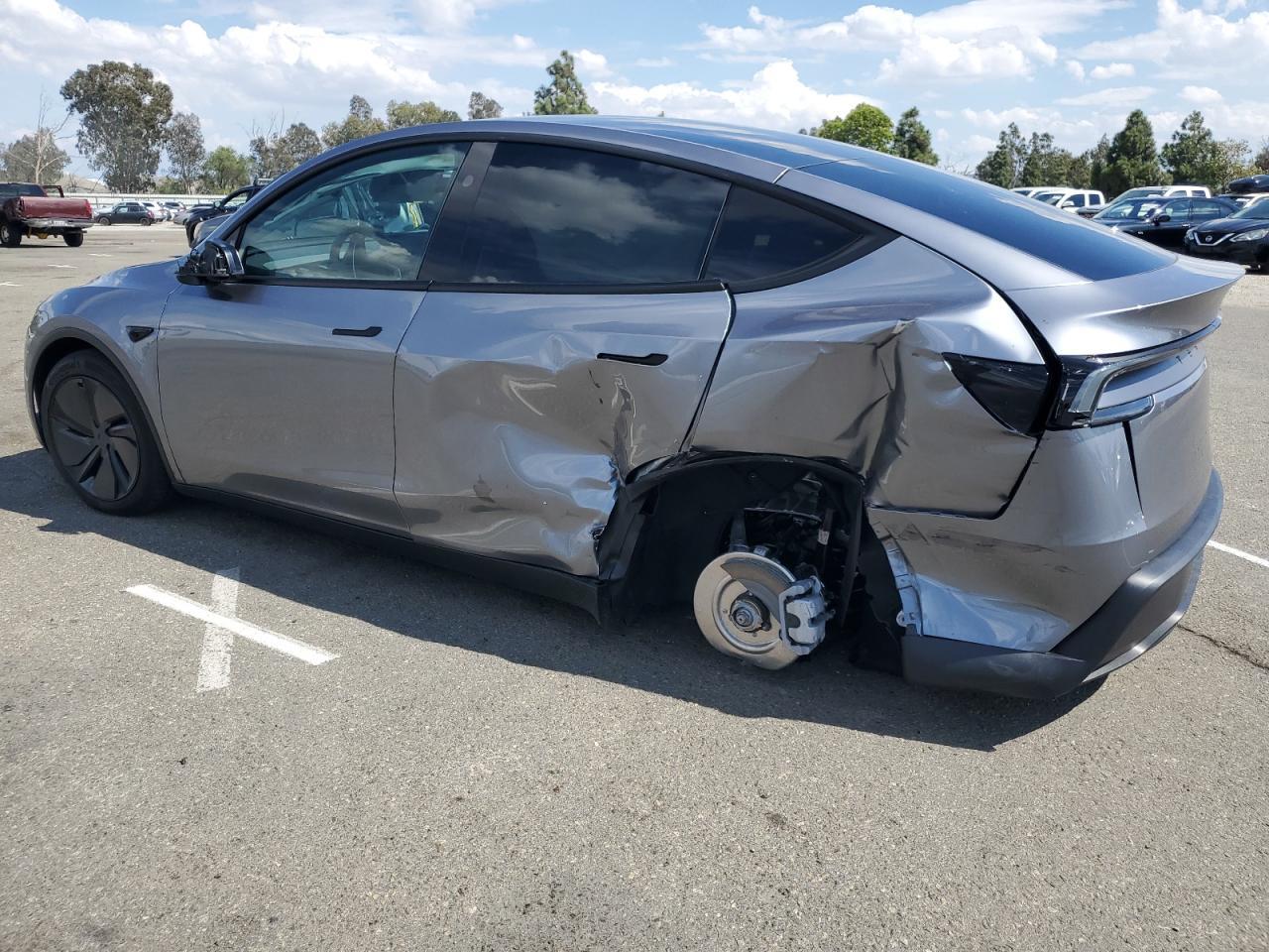 2026 TESLA MODEL Y