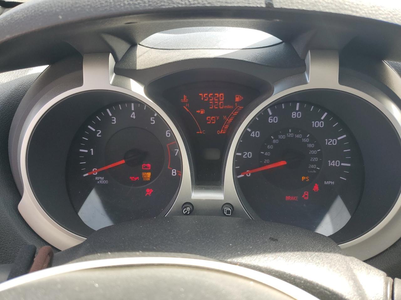 2013 NISSAN Juke