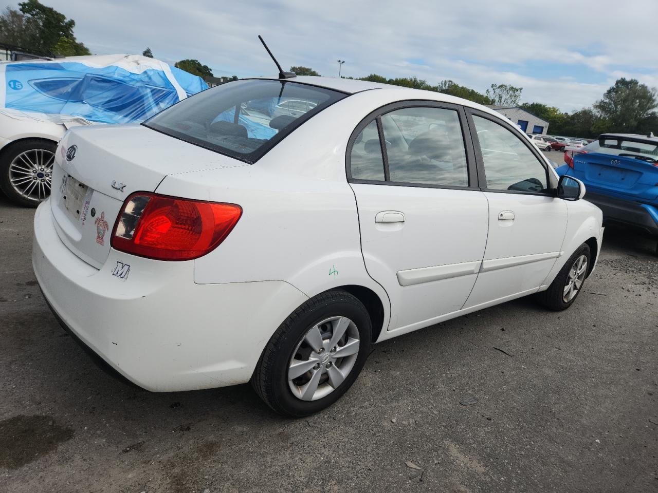 2011 KIA RIO