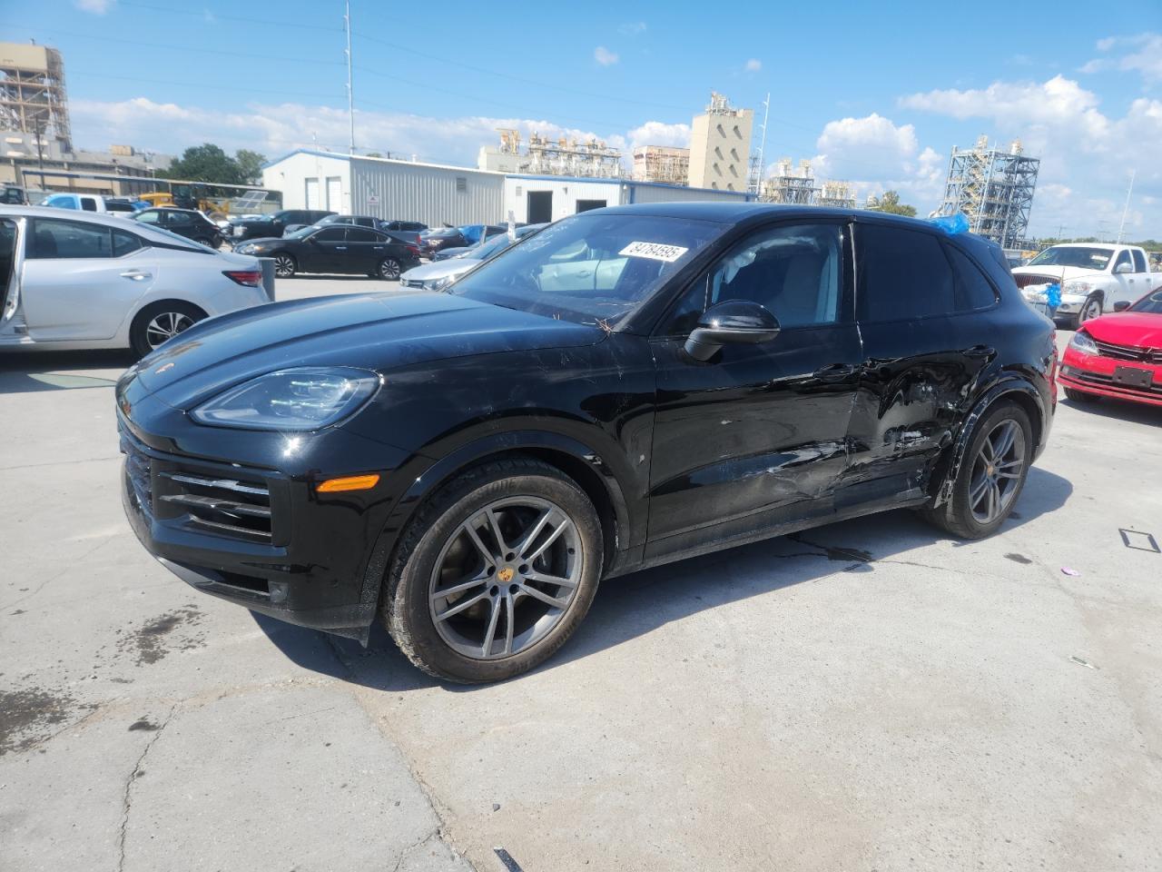 2024 PORSCHE CAYENNE