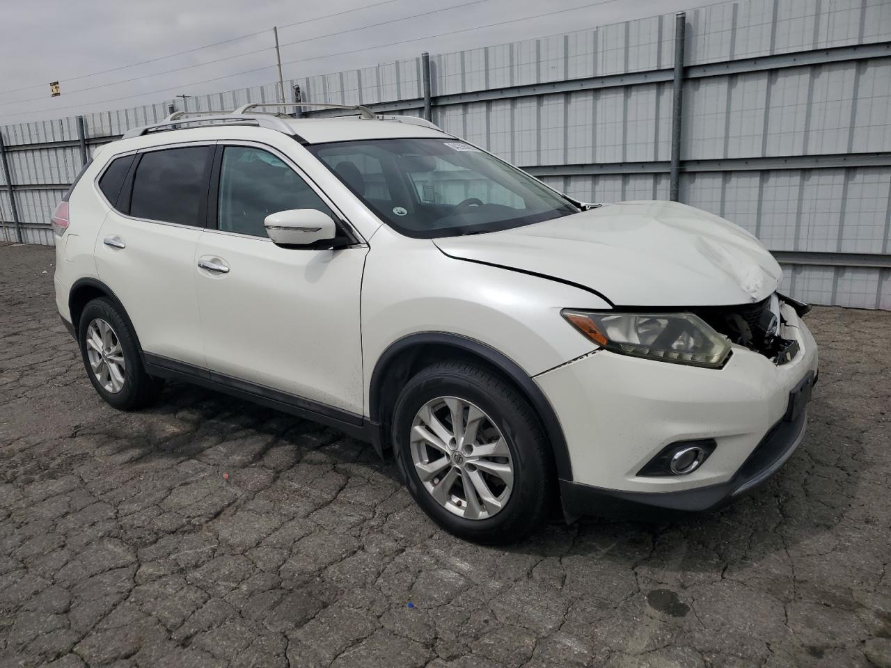2015 NISSAN ROGUE