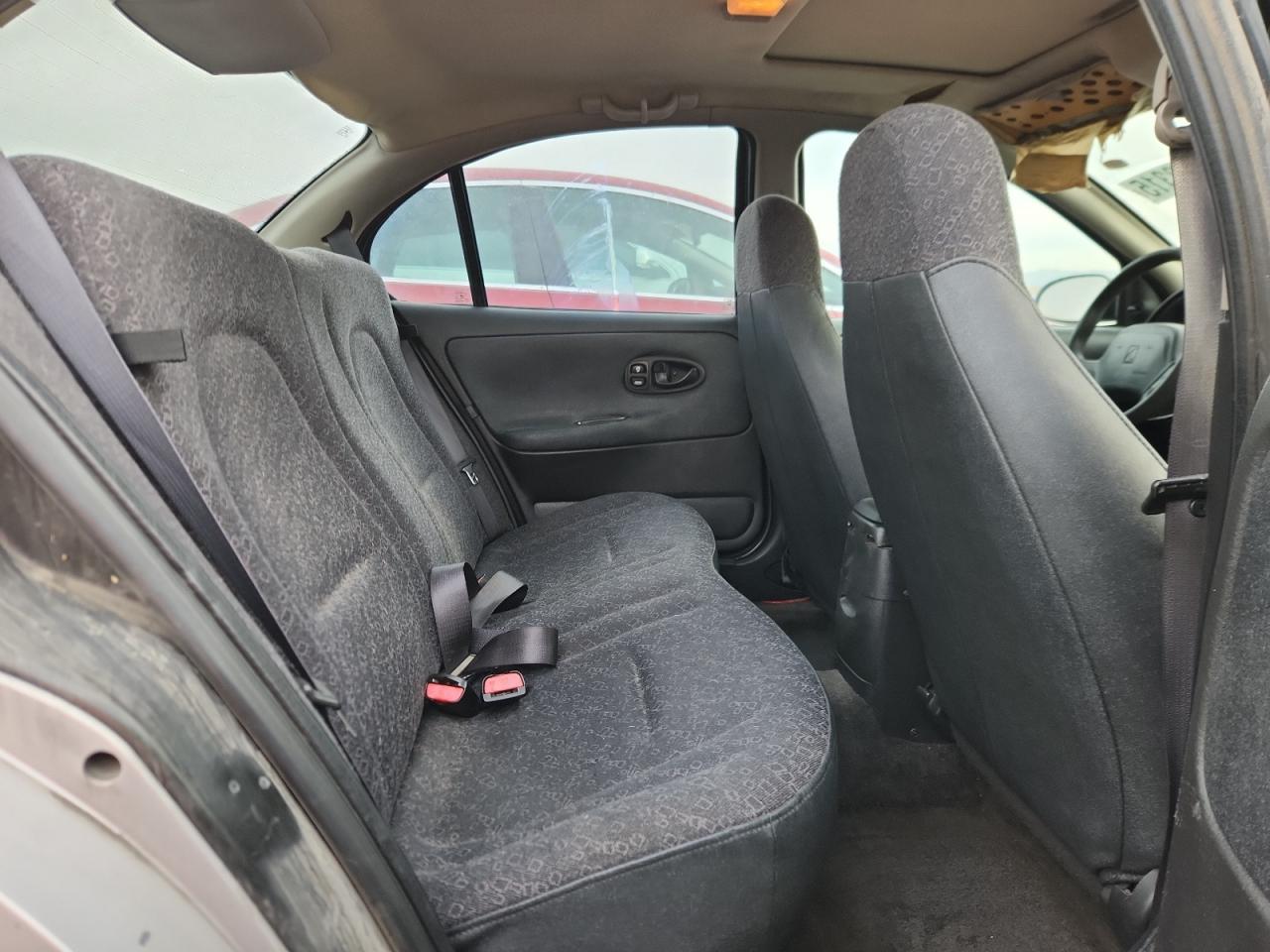 2000 SATURN Sl1