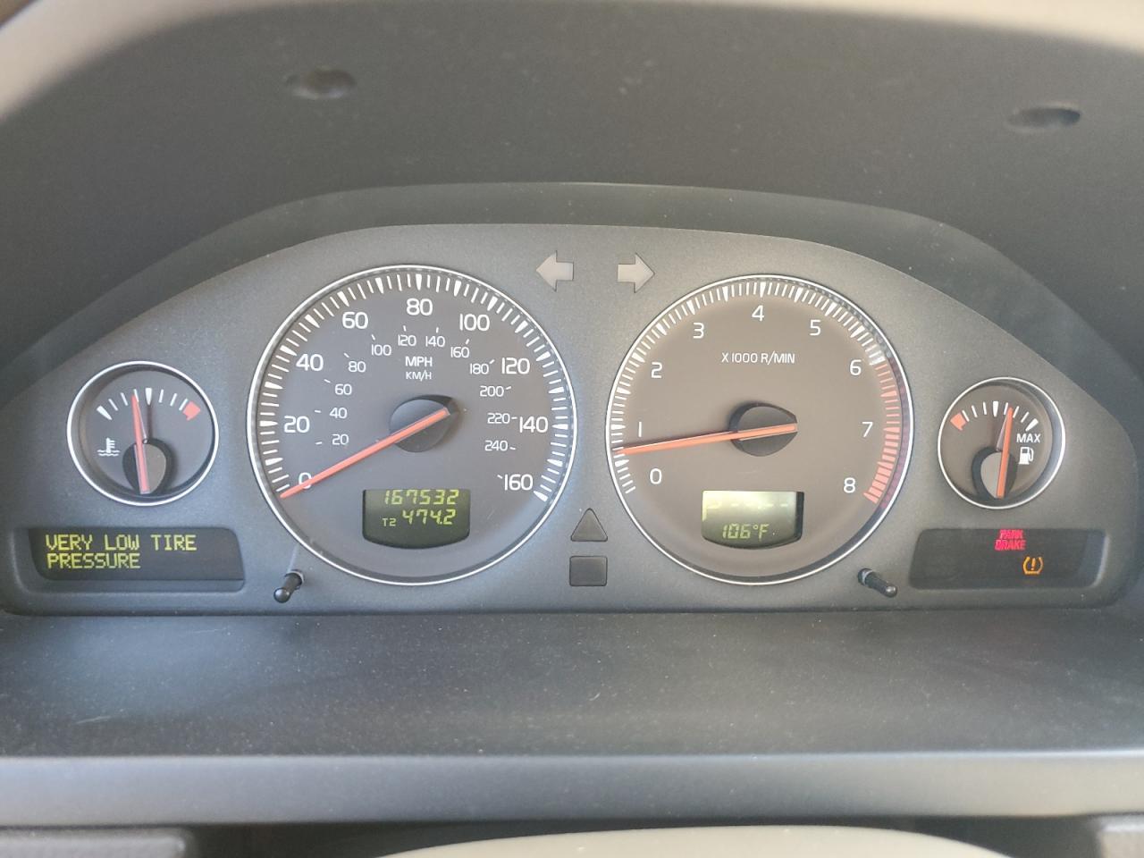 2008 VOLVO XC90