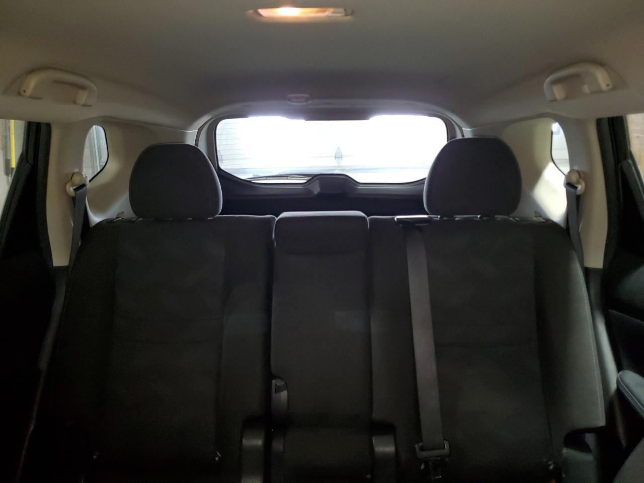 2015 NISSAN ROGUE