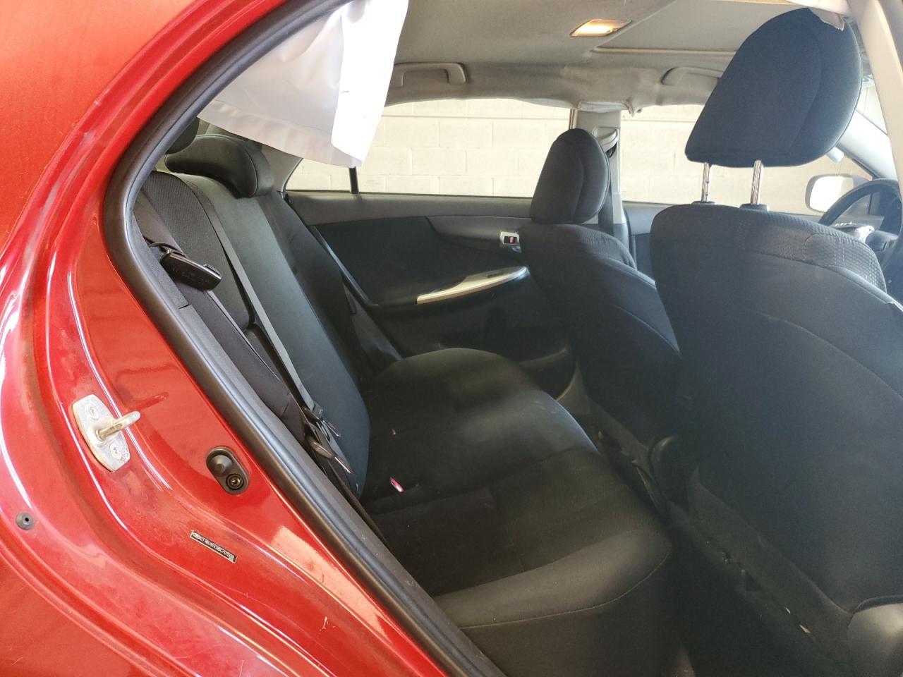 2011 TOYOTA COROLLA