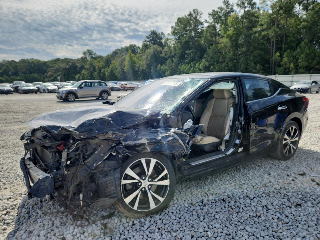 2016 NISSAN Maxima