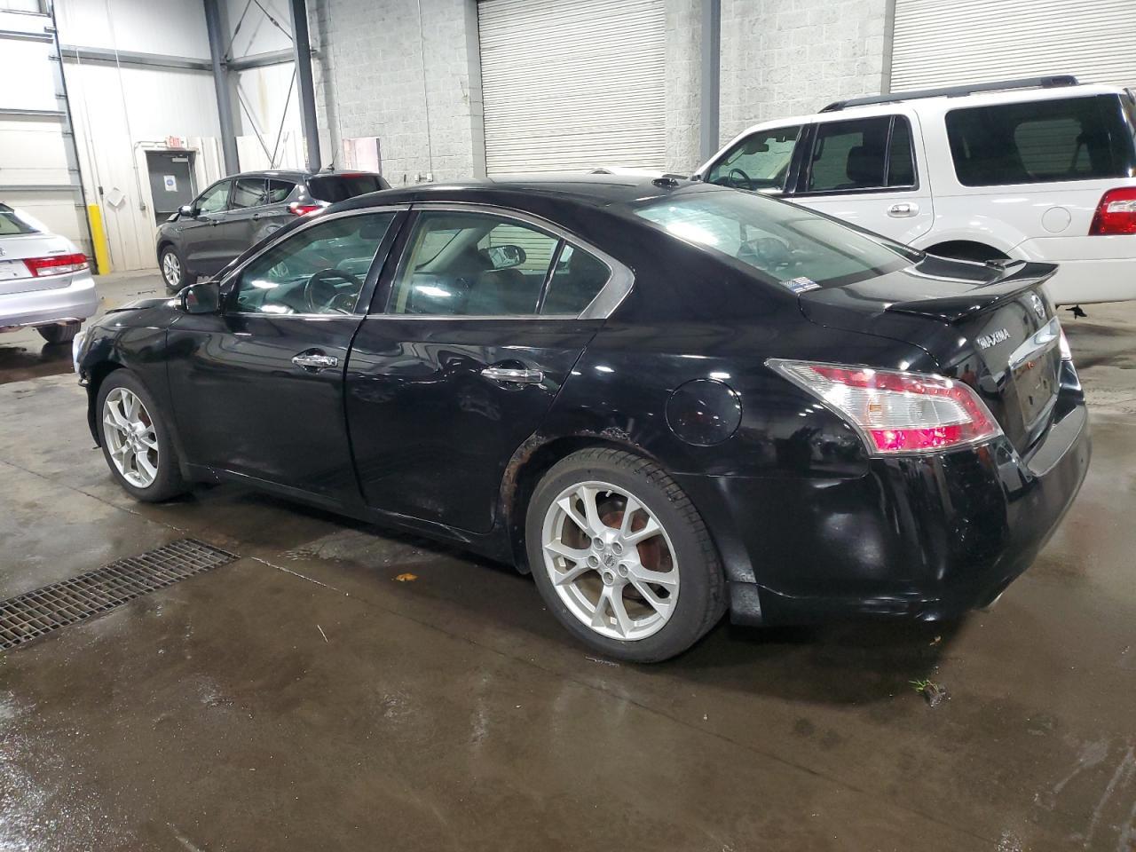 2014 NISSAN Maxima