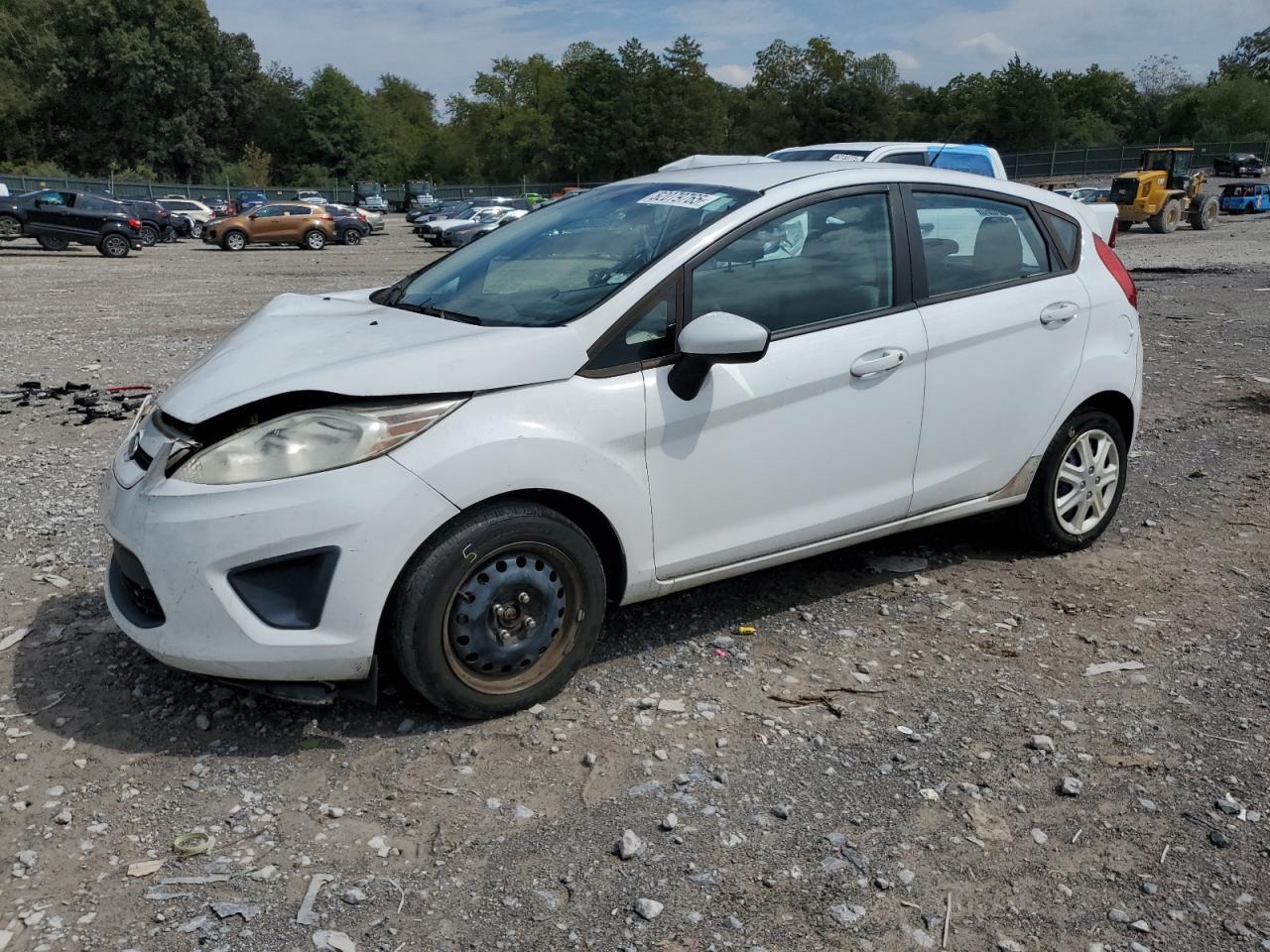 2013 FORD Fiesta