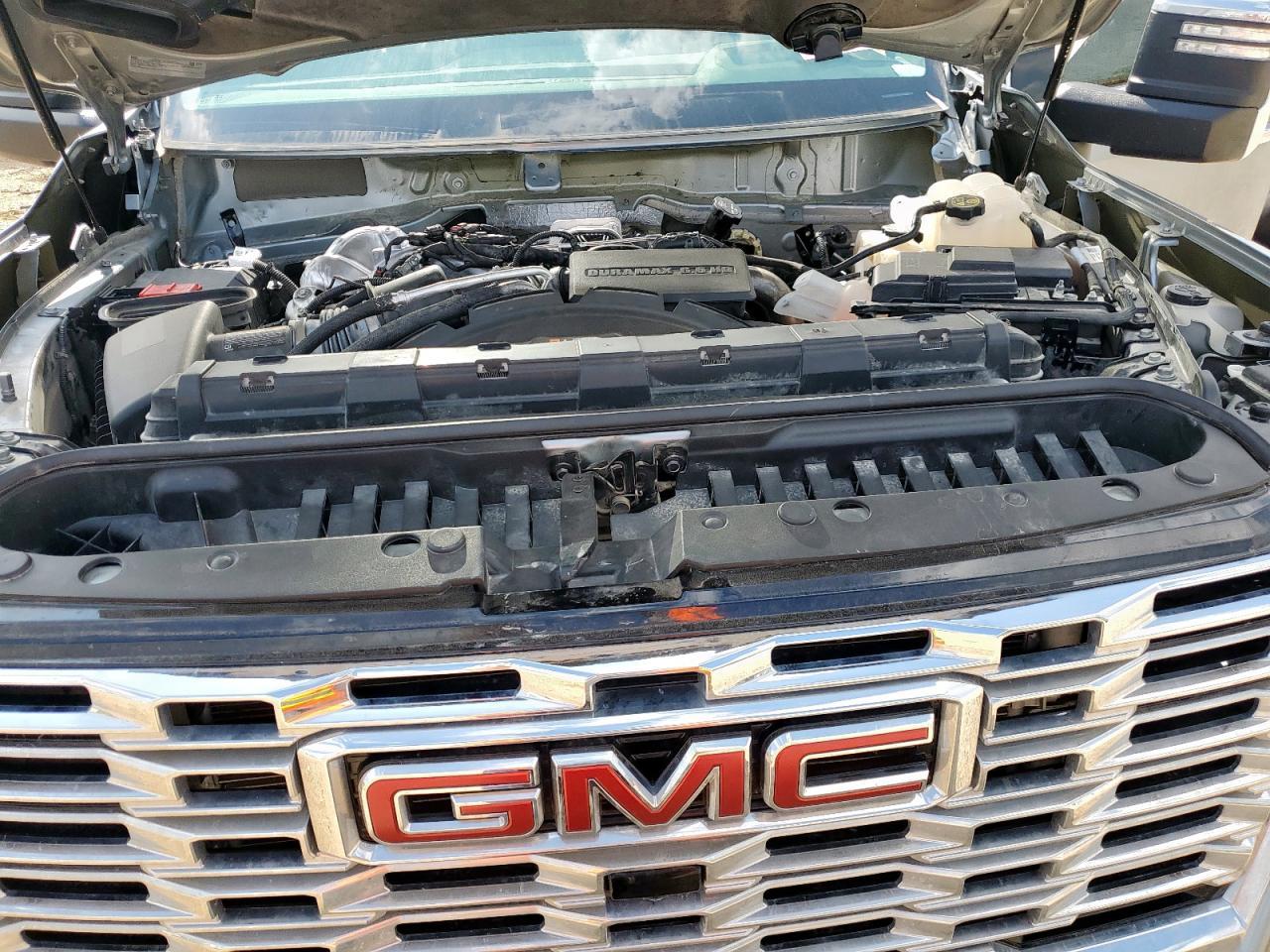 2024 GMC Sierra
