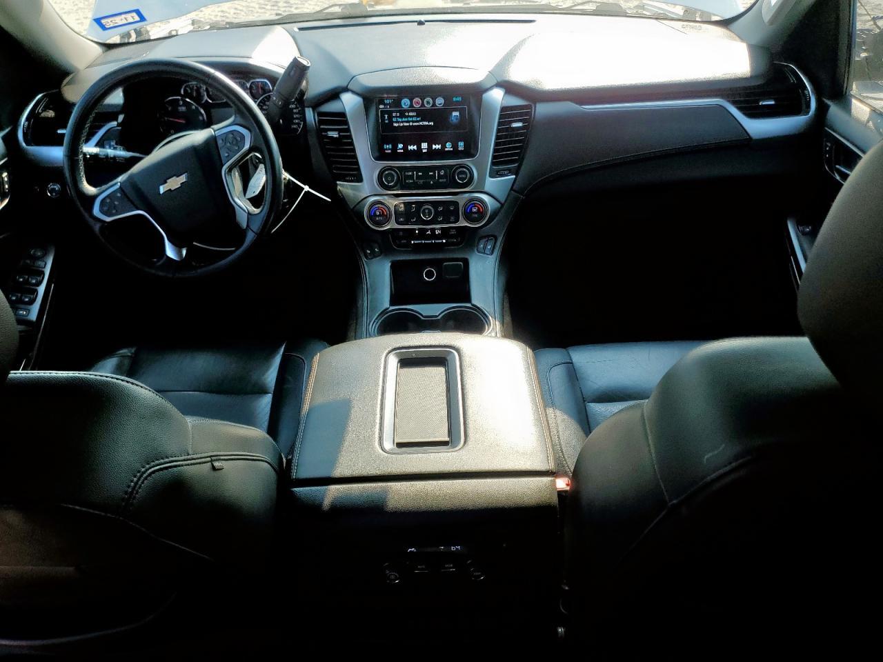 2017 CHEVROLET Suburban