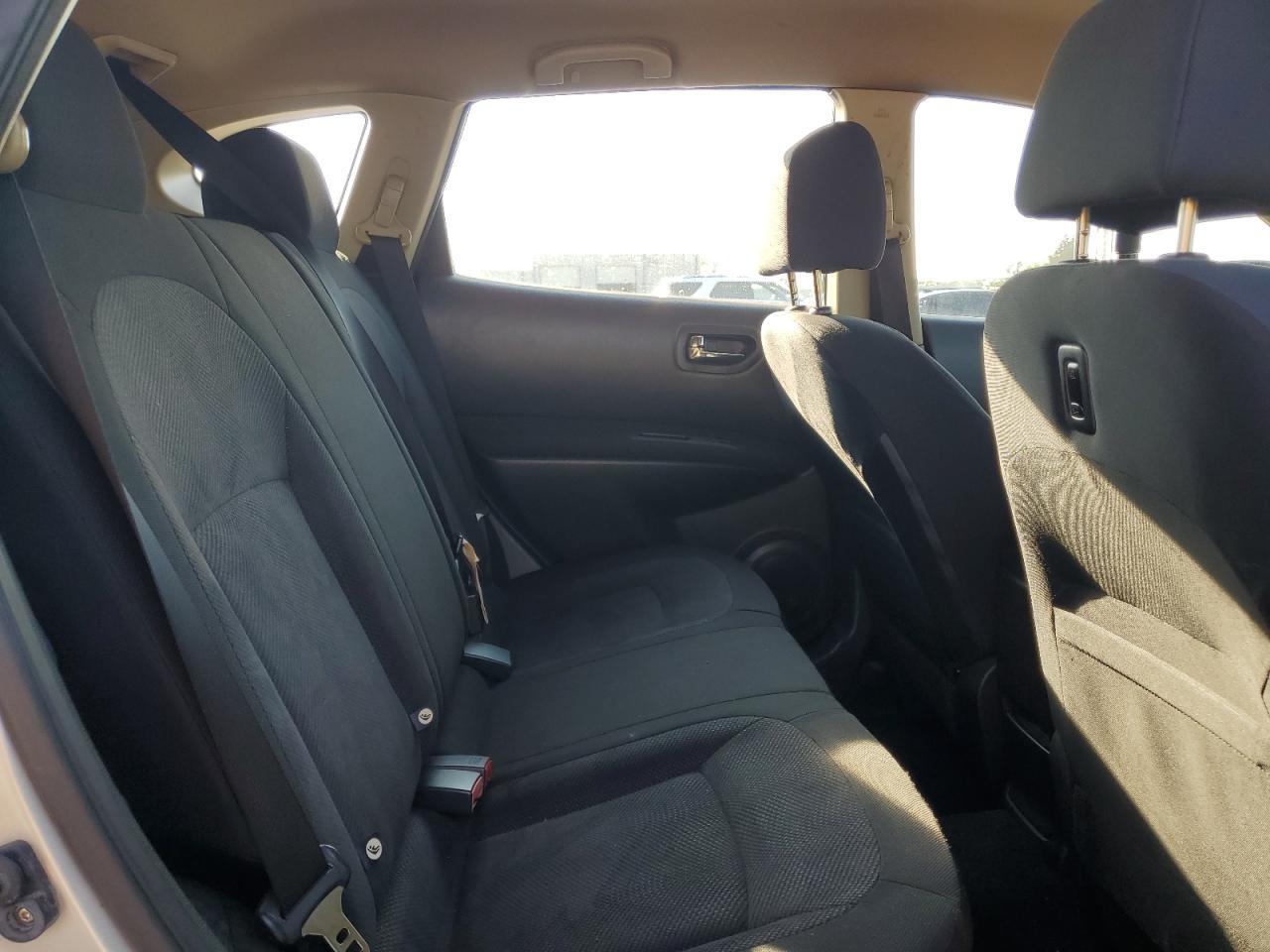 2013 NISSAN ROGUE