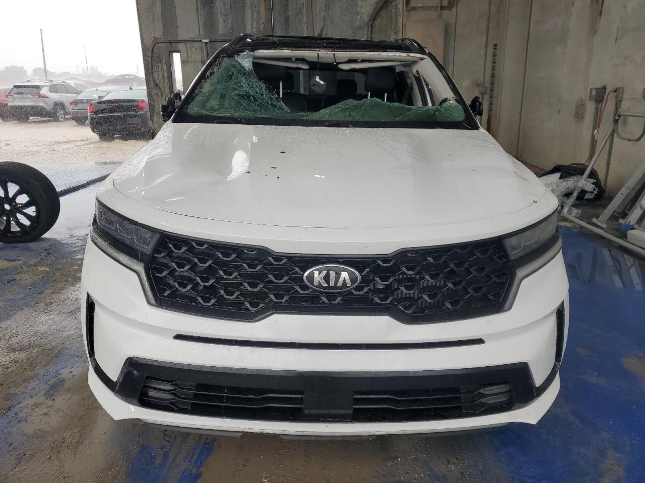 2021 KIA SORENTO