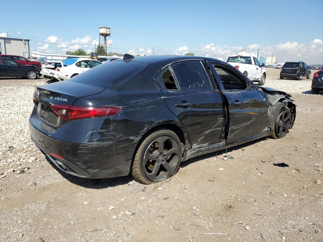 2017 ALFA ROMEO Giulia