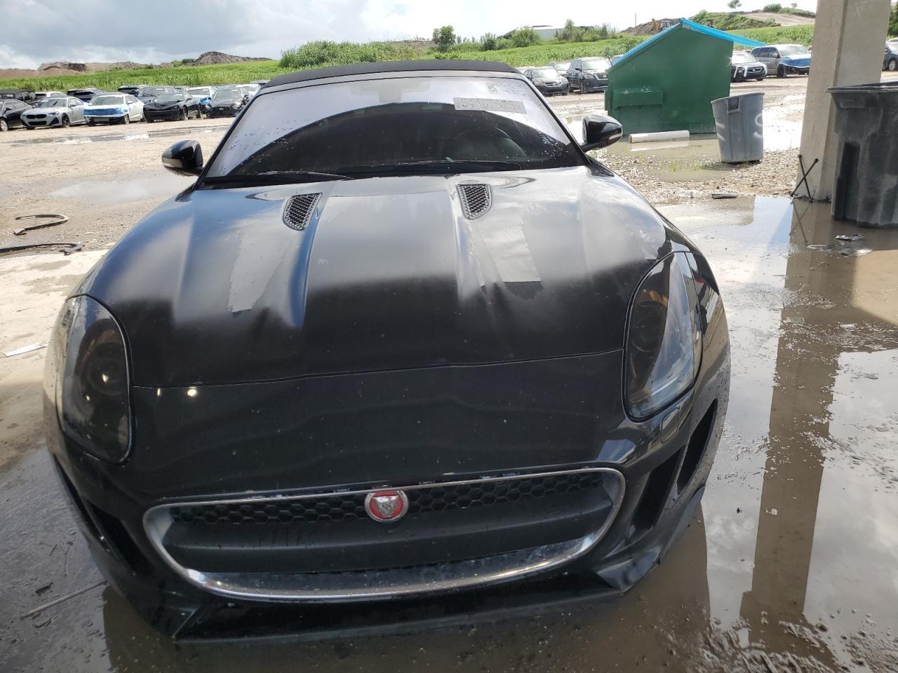 2017 JAGUAR F-Type