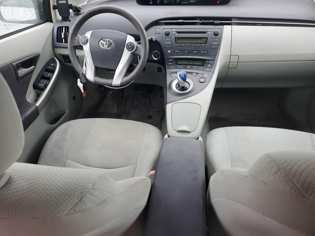 2010 TOYOTA PRIUS