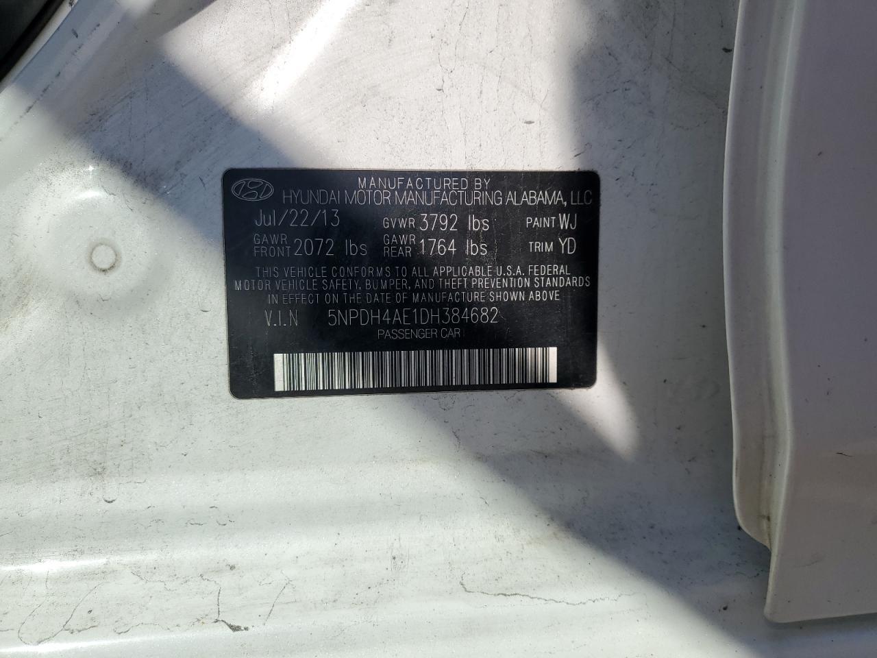 2013 HYUNDAI ELANTRA