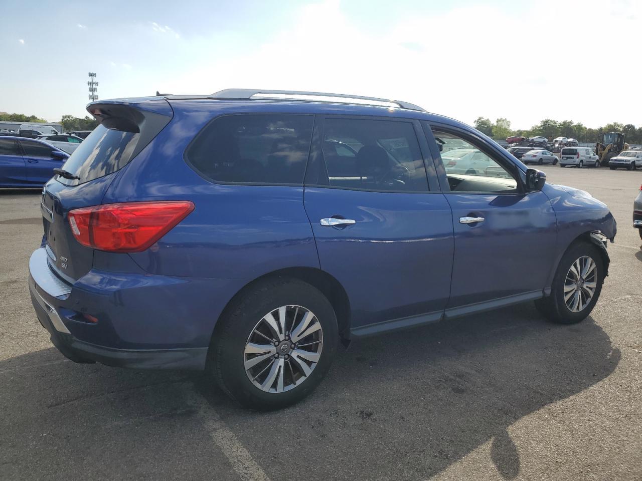 2018 NISSAN PATHFINDER