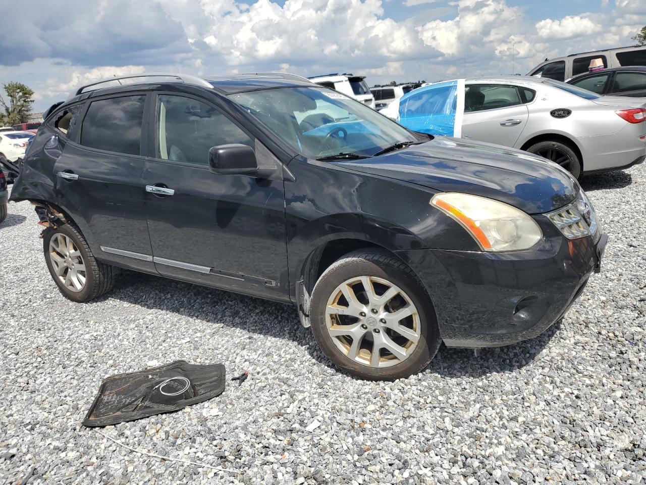 2011 NISSAN ROGUE