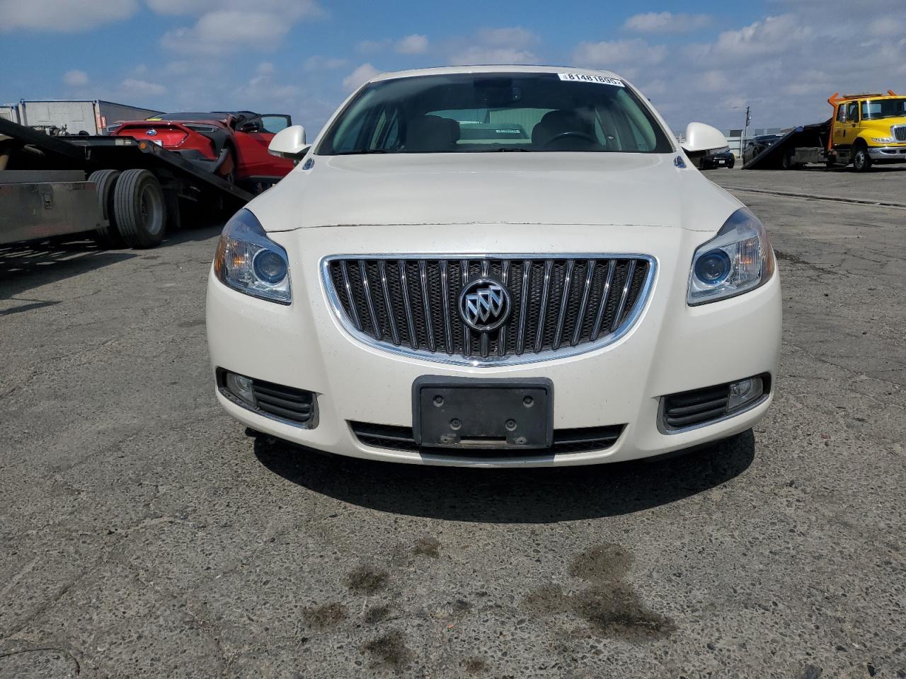 2013 BUICK Regal