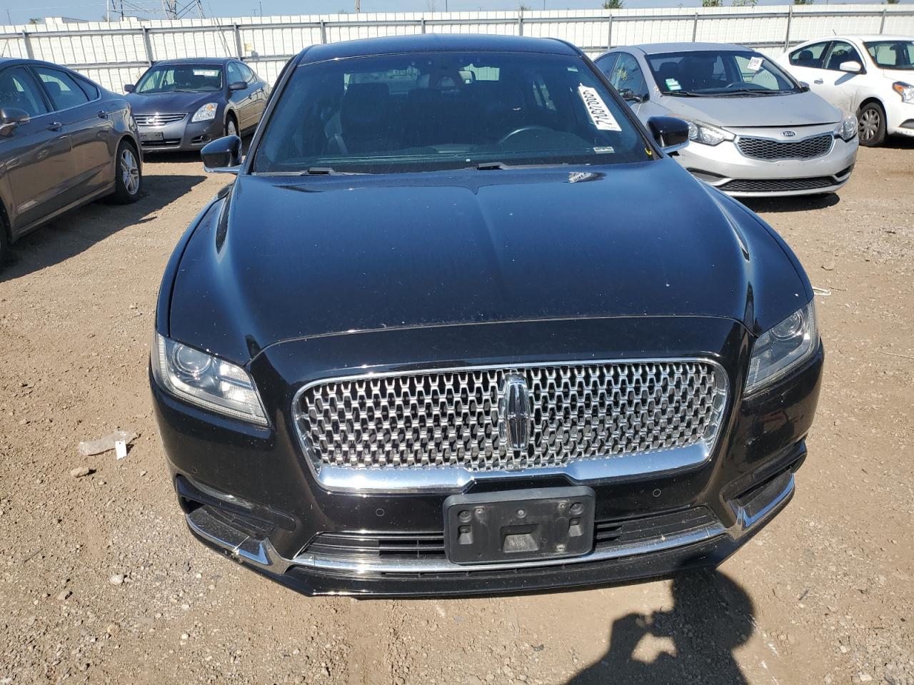 2017 LINCOLN Continental