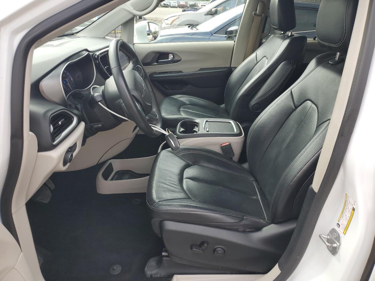 2022 CHRYSLER Pacifica