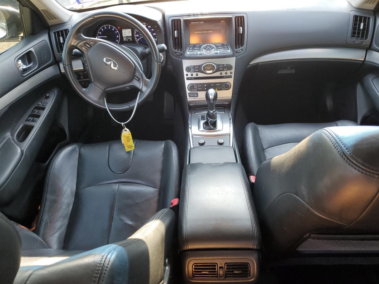 2015 INFINITI Q40