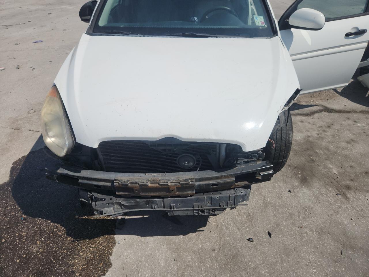 2010 HYUNDAI ACCENT
