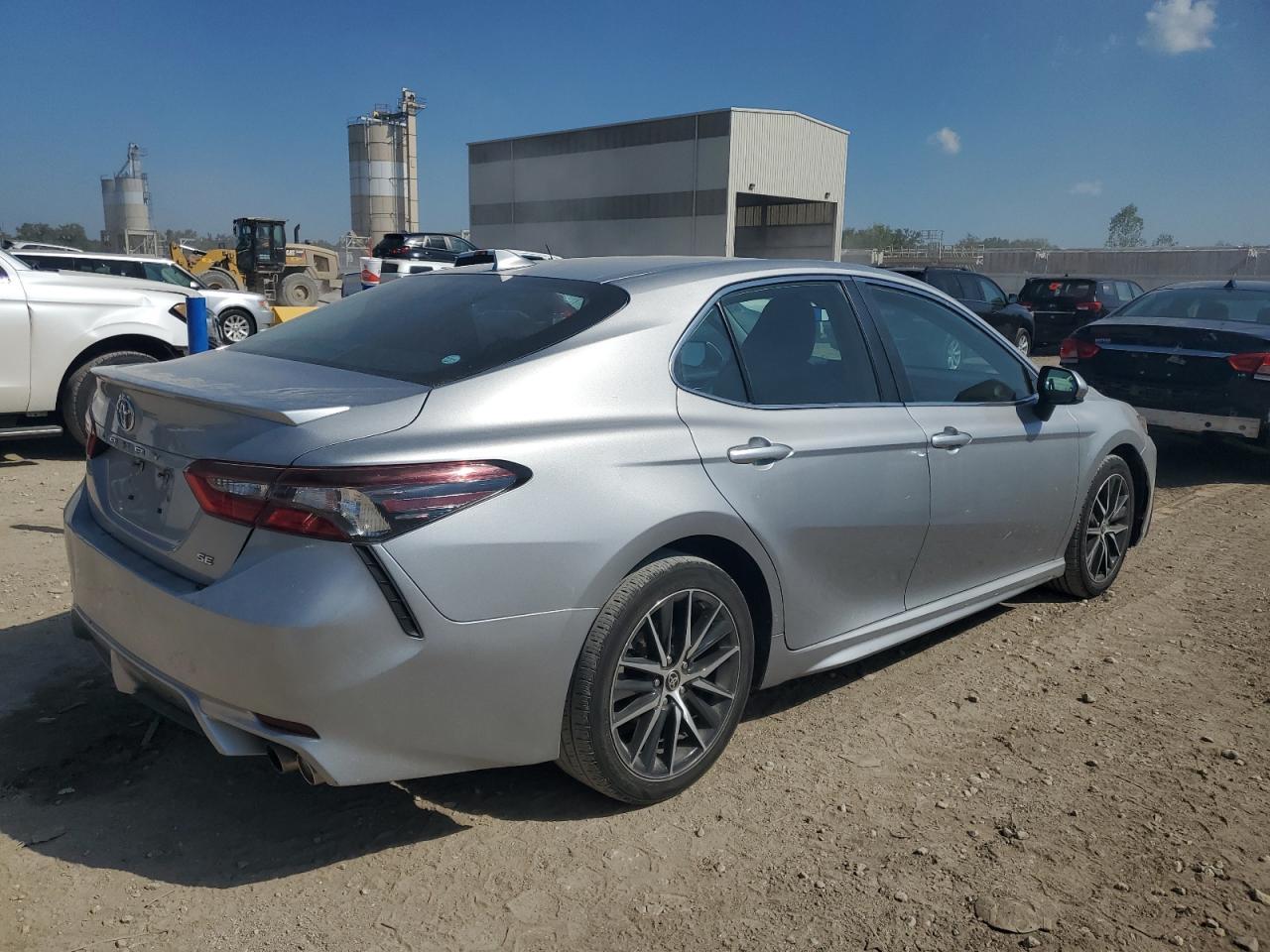 2021 TOYOTA CAMRY