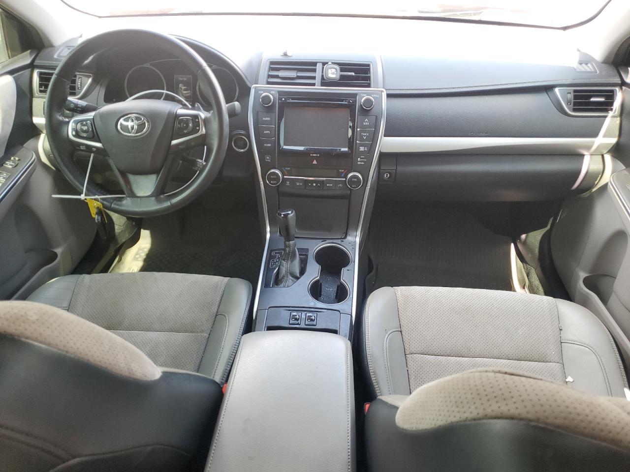 2017 TOYOTA CAMRY