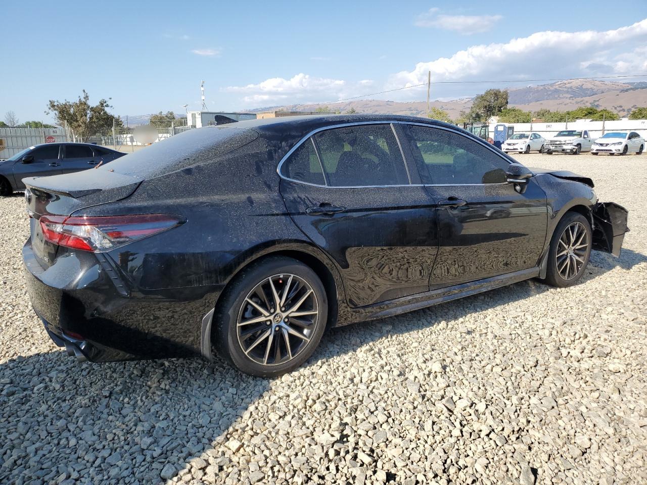 2023 TOYOTA CAMRY