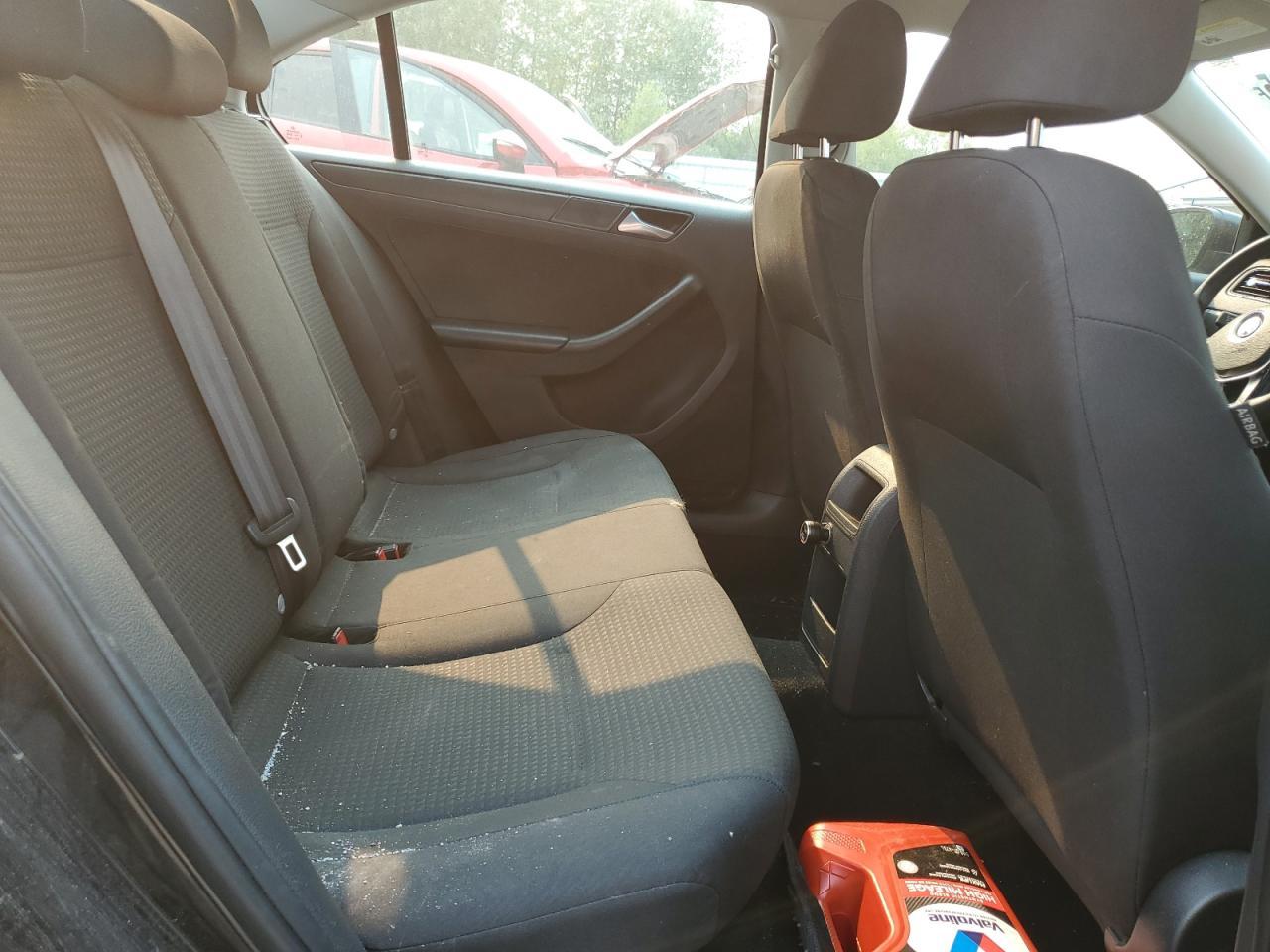 2016 VOLKSWAGEN JETTA